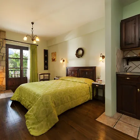 Fretzato Апарт-отель Elati (Trikala)